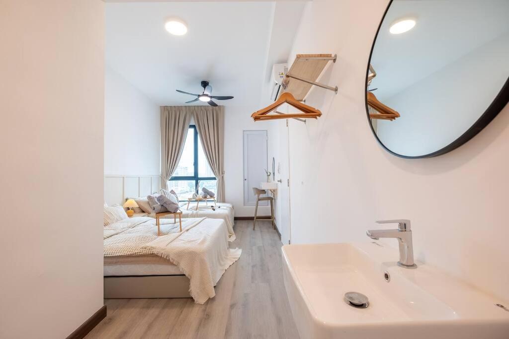 The Natural Nook Cubic Botanical Massage Chair Apartemen Kuala Lumpur